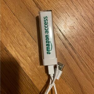 Amazon Access White USB Power Bank